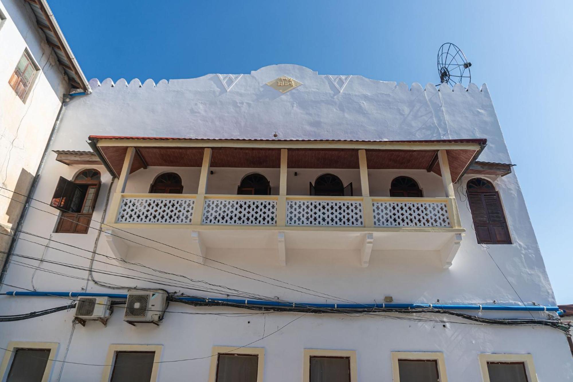 Bed & Breakfast Tarawanda House -thrivestawi *