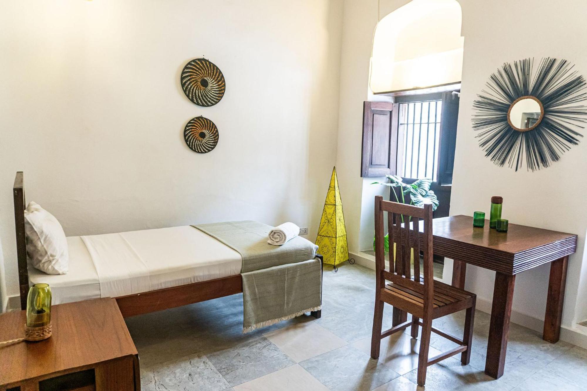Tarawanda House -thrivestawi Bed & Breakfast