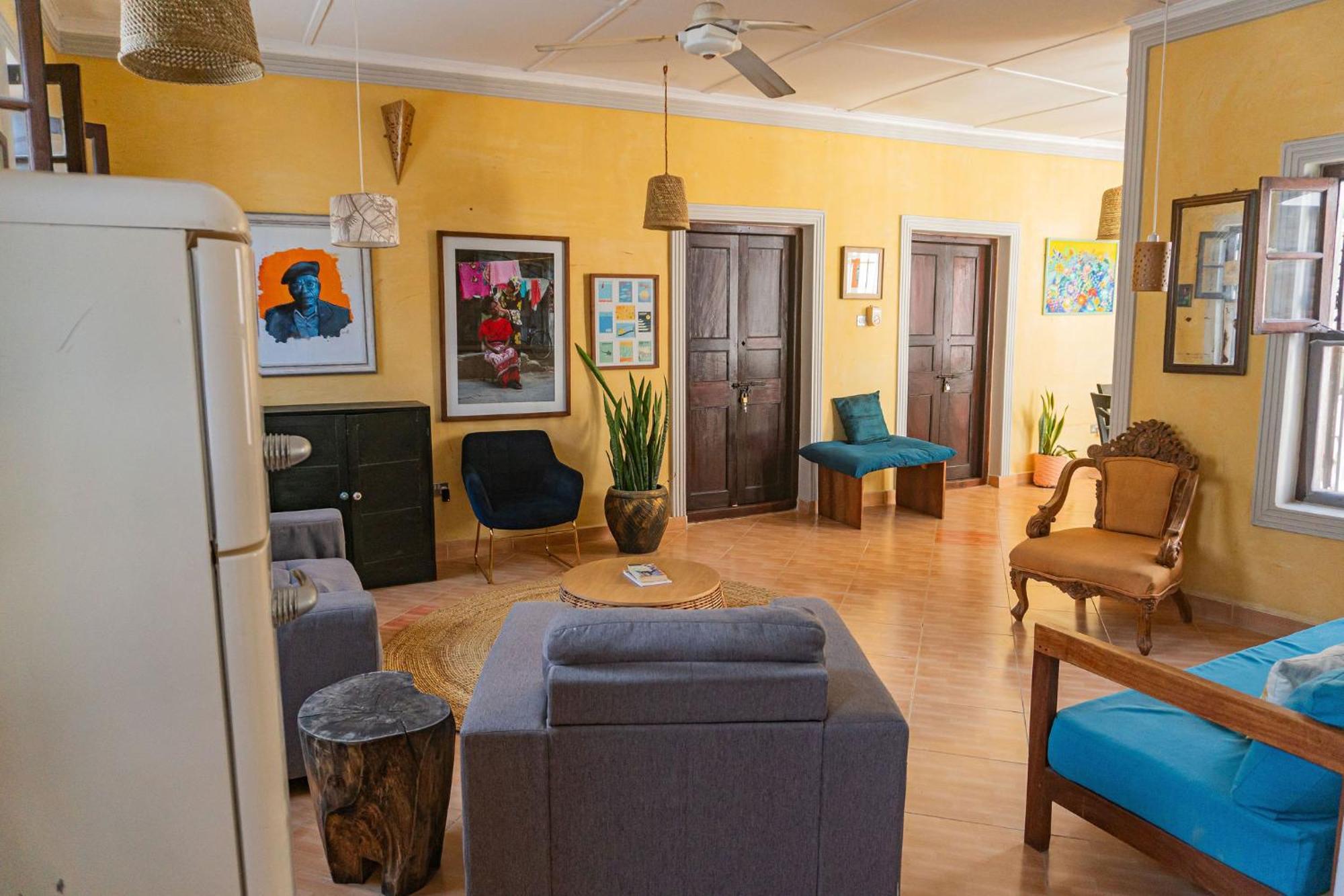 Tarawanda House -thrivestawi Bed & Breakfast *